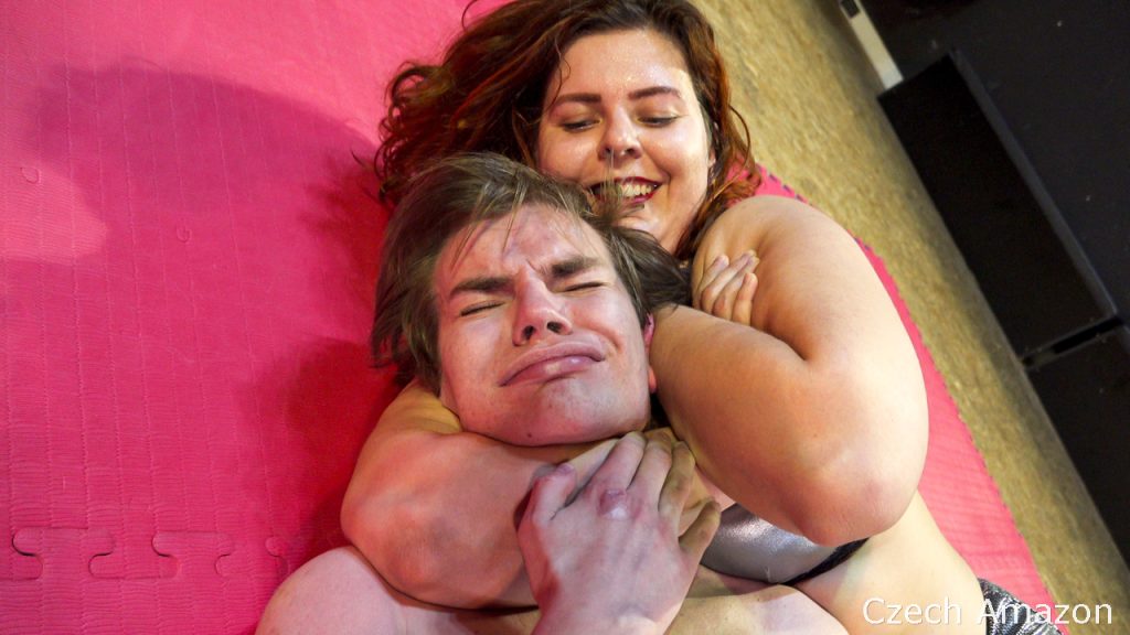 SL07 Lucrecia vs Christian - competitive onslaught